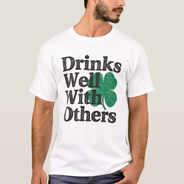 T-shirt Bois Bien Avec D'Autres Jours de la Saint Patrick (Devant)