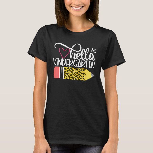 T-shirt Bonjour jardin d'enfants Leopard rose crayon de re (Devant)
