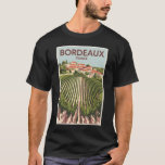 T-shirt Bordeaux France Vineyard Travel Art Vintage<br><div class="desc">Conception de voyage vectorielle rétro Bordeaux. Bordeaux,  plaque tournante de la célèbre région viticole,  est une ville portuaire sur la Garonne dans le sud-ouest de la France.</div>