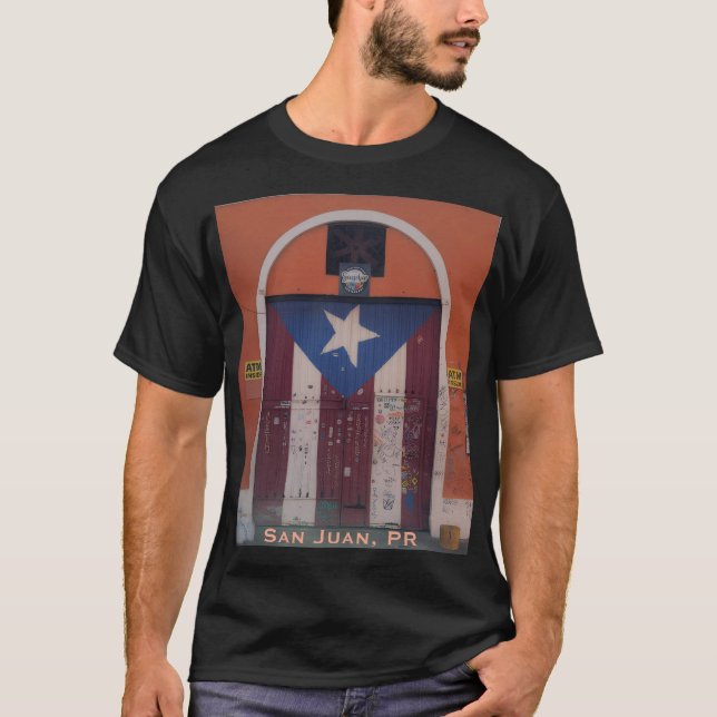 T-shirt Boricua Gateway: Puerto Rican Flag Garage Door (Devant)