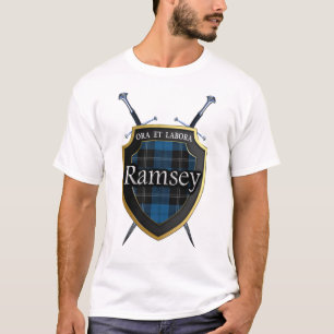 T-shirt Bouclier et épées de plaid de tartan de Ramsey