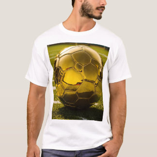 T-shirt "Boule de soccer d'or sur le terrain"