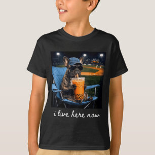 T-shirt Bouledogue boit du café glacé terrain de baseball