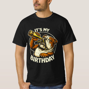 T-shirt Bouledogue qui engloutit de la bière pour son anni