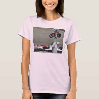 T-shirt Bras de croisement de chemin de fer