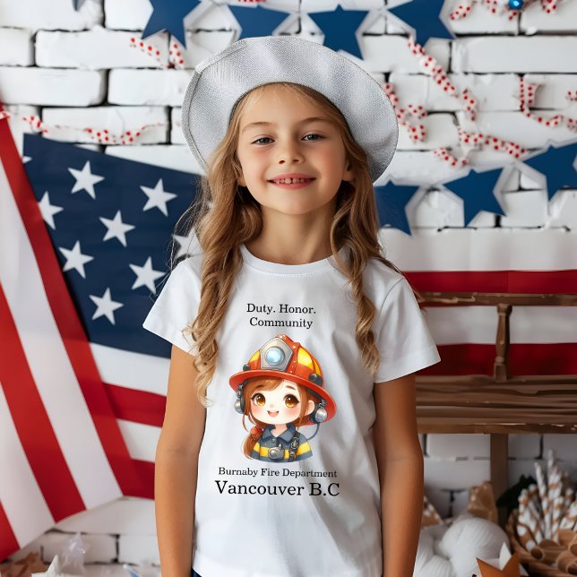 T-shirt Brave pompier fille en tenue brillante (Créateur téléchargé)
