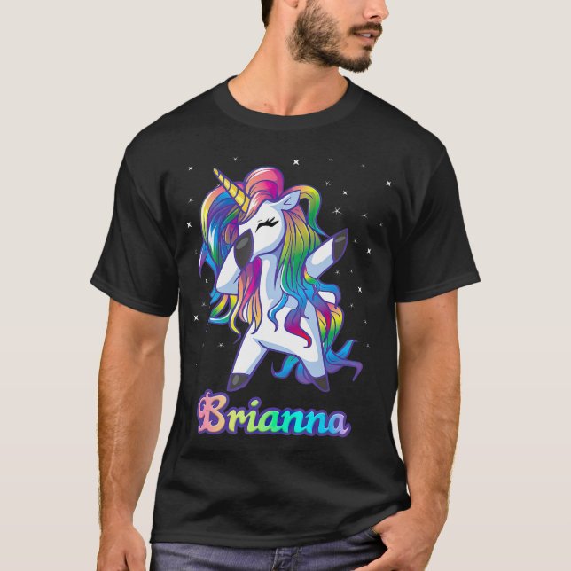 T-shirt BRIANNA Nom Personnalisé Rainbow Unicorn Personnal (Devant)