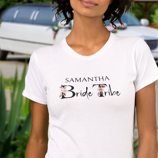 T-shirt Bride Tribe Boho Floral Lettres Bachelorette (Bride Tribe shirt for your bachelorette and pre-wedding gatherings)