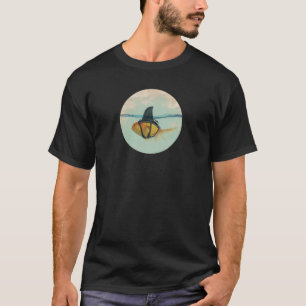 T-shirt Brillant poisson rouge déguisé avec un requin Fin1