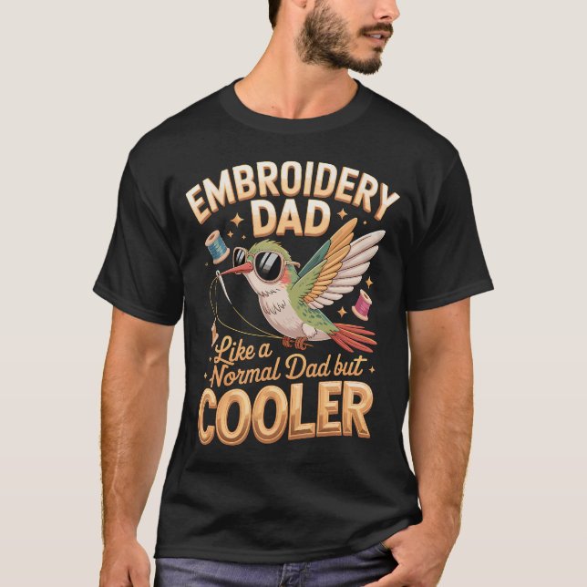 T-shirt Broderie Papa comme un papa normal mais (Devant)
