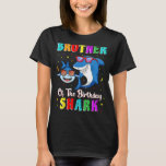 T-shirt Brother Of Shark Birthday Family Birthday Litt<br><div class="desc">Frère Du Requin Anniversaire Famille Anniversaire Petit Frère</div>