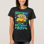 T-shirt Brother of the Birthday Boy School Bus Famille Ann<br><div class="desc">Frère de l'école de garçons d'anniversaire Bus Anniversaire Family Party</div>