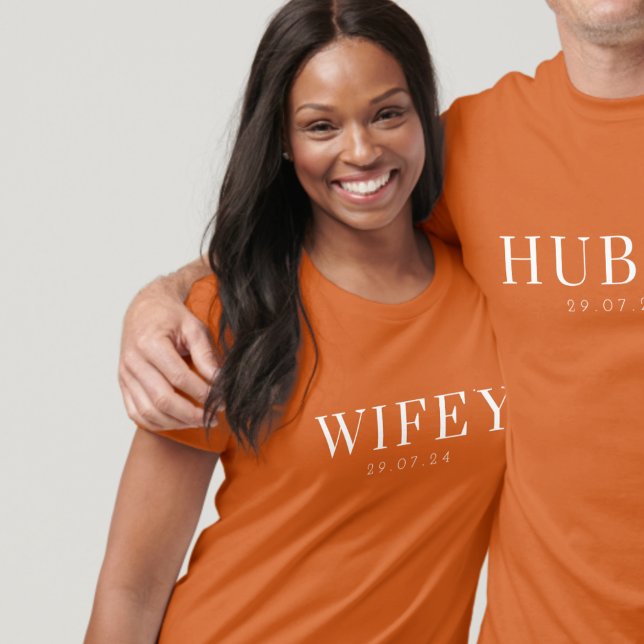 T-shirt Brûlé Orange Wifey Top cadeau pour mariée mariée (Créateur téléchargé)