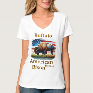 T-shirt Buffle debout dans le champ d'herbe avec drapeau a