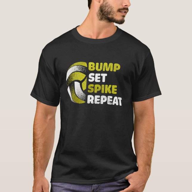 T-shirt Bump Set Spike Repeat Golden Volleyball Gameday (Devant)