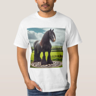 T-shirt Caballo sobre el nudo celta