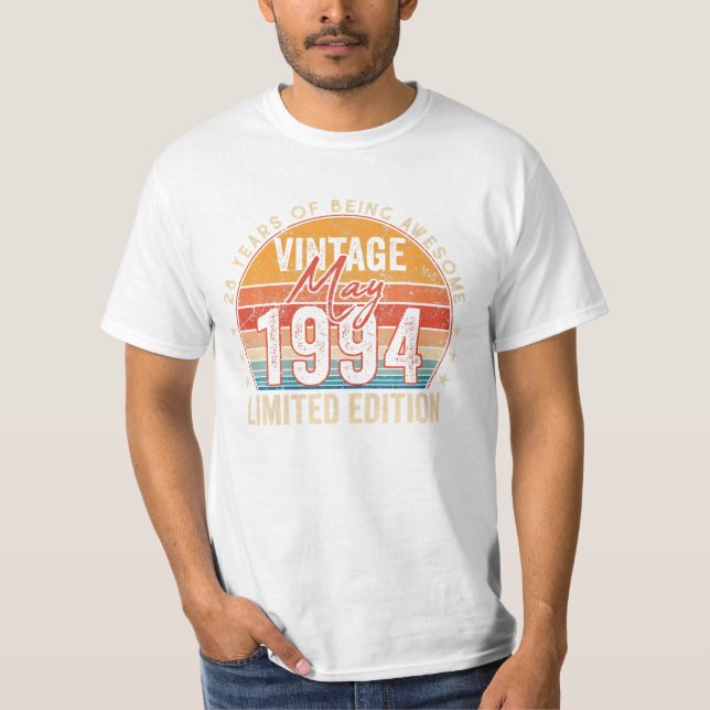 T-shirt Cadeau d'anniversaire Vintage mai 1994 (Devant)