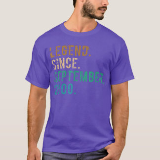 T-shirt Cadeau de 22 ans Légende depuis septembre 2000 22è