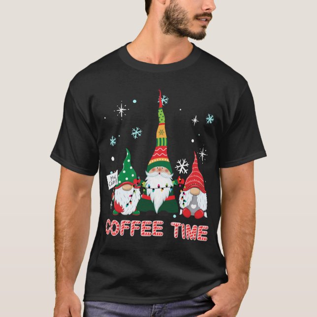 T-shirt Café Avec Trois Gnomes Joyeux Noël Cos (Devant)