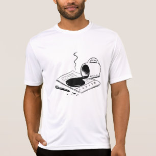 T-shirt Café renversé sur le rapport Aventure amusante au