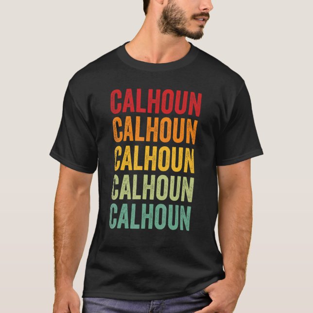 T-shirt Calhoun County Texas Rainbow Text Design (Devant)