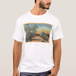 T-shirt CaliforniaView des arbres de fumée dans le déser