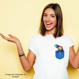 T-shirt Caméléon coloré dans une poche de jean imprimé