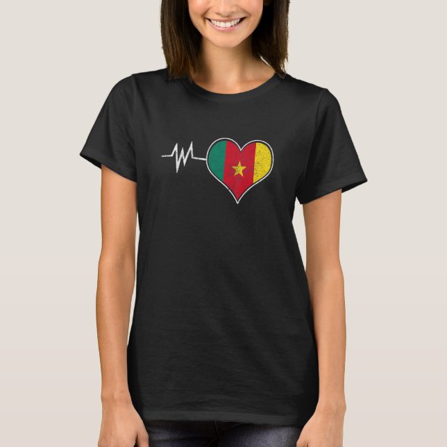 T-shirt Cameroon Cameroonian Flag Proud Heart Love Flag Me (Devant)