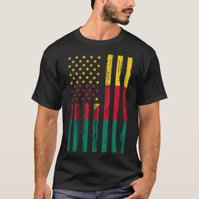 T-shirt Cameroun Drapeau Amérique US C'est dans mon ADN Ca (Devant)