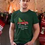 T-shirt Camion Vintage de Noël de famille Vert personnalis<br><div class="desc">Aquarelle de Noël Vintage Camion rouge avec arbre de Noël T-shirt personnalisé</div>