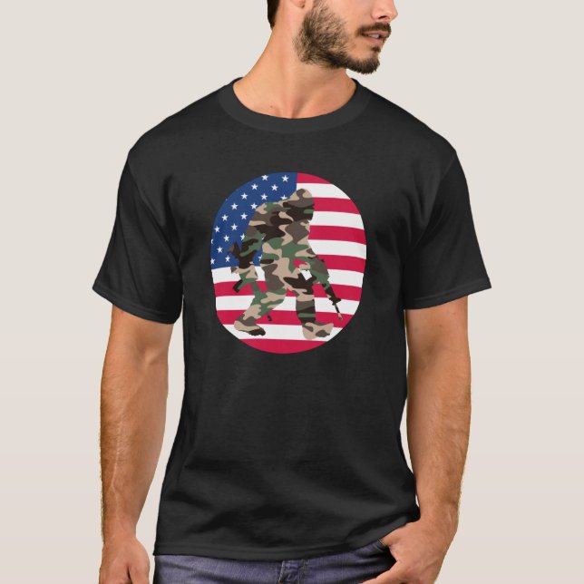 T-shirt Camo Bigfoot Sasquatch (Devant)