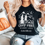 T-shirt Camp Plus, S'Inquiéter Moins | Camping personnalis<br><div class="desc">Créez un t-shirt personnalisé unique pour votre prochain séjour en famille en camping ou en plein air. Il présente la citation "camp plus, moins d'inquiétude" en lettres blanches en détresse sous une illustration dessinée à la main d'une tente de camping dans une forêt de pins avec un croissant de lune...</div>