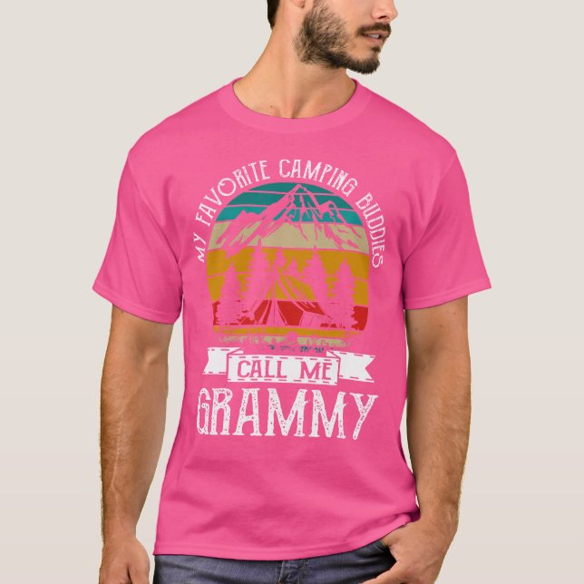 T-shirt Camping Camping Camping Camping Grammy Camper (Devant)