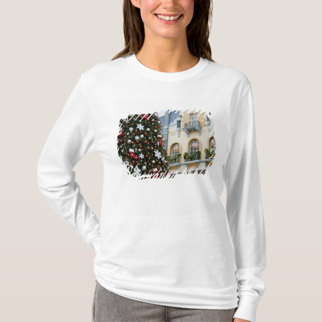 T-shirt Canada, Alberta, Edmonton. West Edmonton Mall. (Devant)