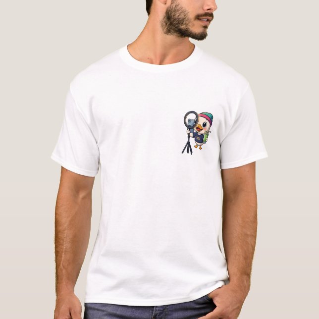 T-shirt Canard Influenceur Branché en Train de Vloguer ave (Devant)