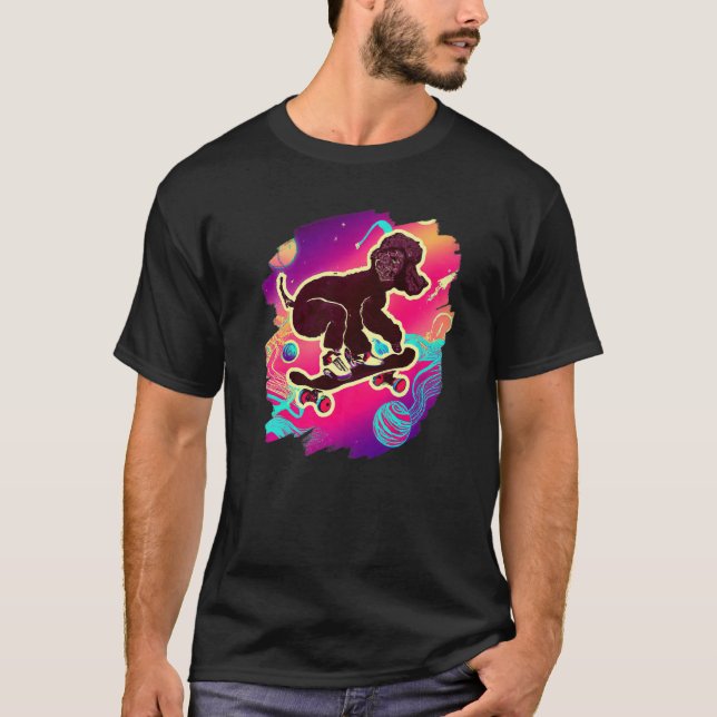 T-shirt Caniche en planche à roulettes dans l'espace rétro (Devant)