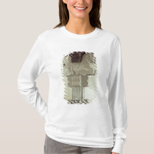 T-shirt Capital dans le style persan