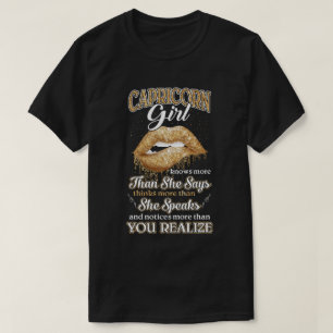 T-shirt Capricorn Girl En Sait Plus Qu'Elle Ne Dit Décembr