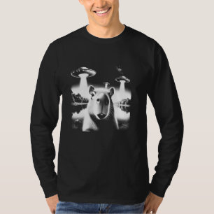 T-shirt Capybara Selfie Invasion UFO Funny Capibara Motif