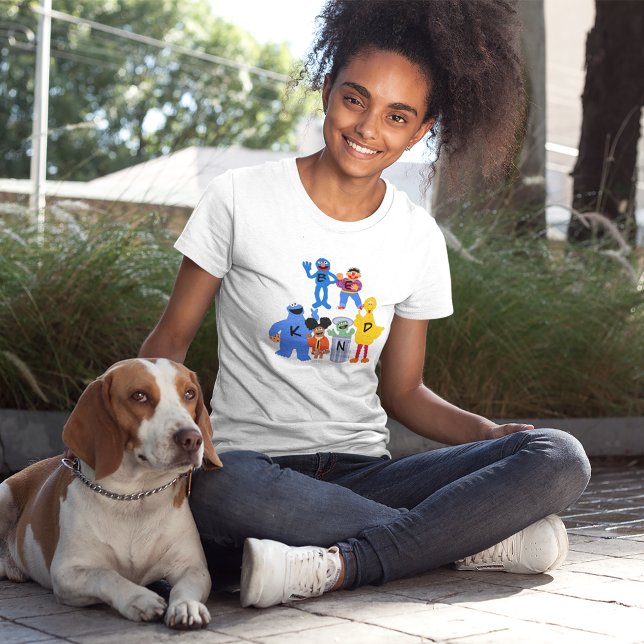 T-shirt Caractères de rue Sésame | Be Kind - Langue des si (Person wearing t-shirt)