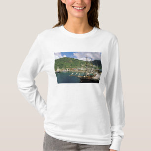 T-shirt Caraïbes, Sainte-Lucie, Soufriere. Bateaux dans