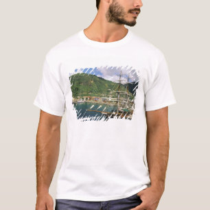 T-shirt Caraïbes, Sainte-Lucie, Soufriere. Bateaux dans