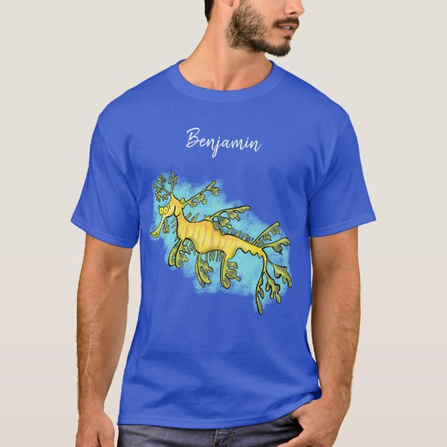 T-shirt Caricature amusante de dragon de mer feuillu (Devant)