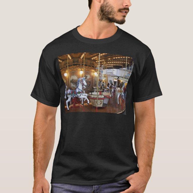 T-shirt Carrousel vintage de champ de foire (Devant)
