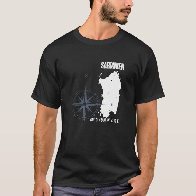 T-shirt Carte des coordonnées de l'île de Sardaigne (Devant)