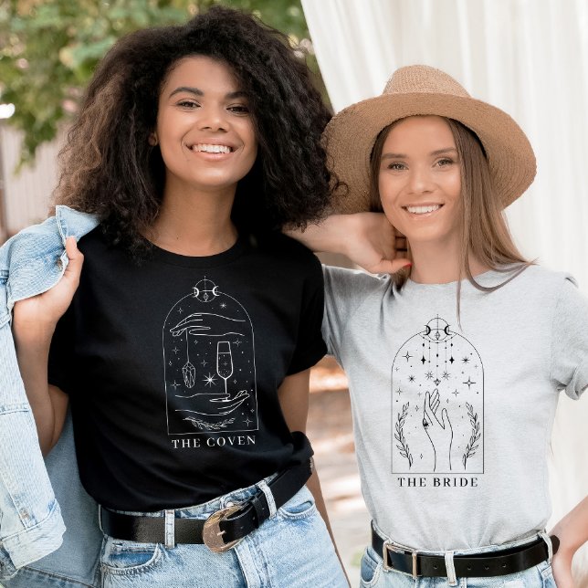 T-shirt Carte Mystique Tarot Bachelorette Fête Le Coven (The Bride and The Coven Mystical Tarot Card Bachelorette Party Matching T-shirts)
