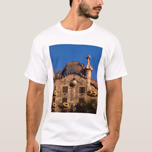 T-shirt Casa Batilo, architecture Gaudi, Barcelone, (Devant)