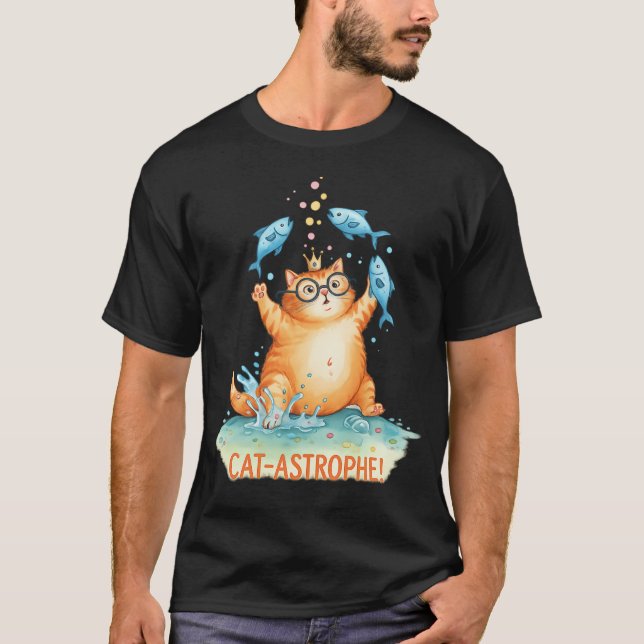 T-shirt Cat-Astrophe Chat Drôle avec Poisson – Illustratio (Devant)