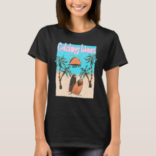 T-shirt Catching Waves Surfing Beach Surf Vintage
