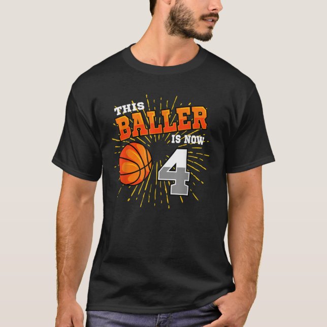 T-shirt Ce Baller est maintenant 4 Basketball 4e fête d'an (Devant)